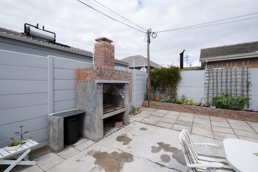 1 Bedroom Property for Sale in Plumstead Western Cape
